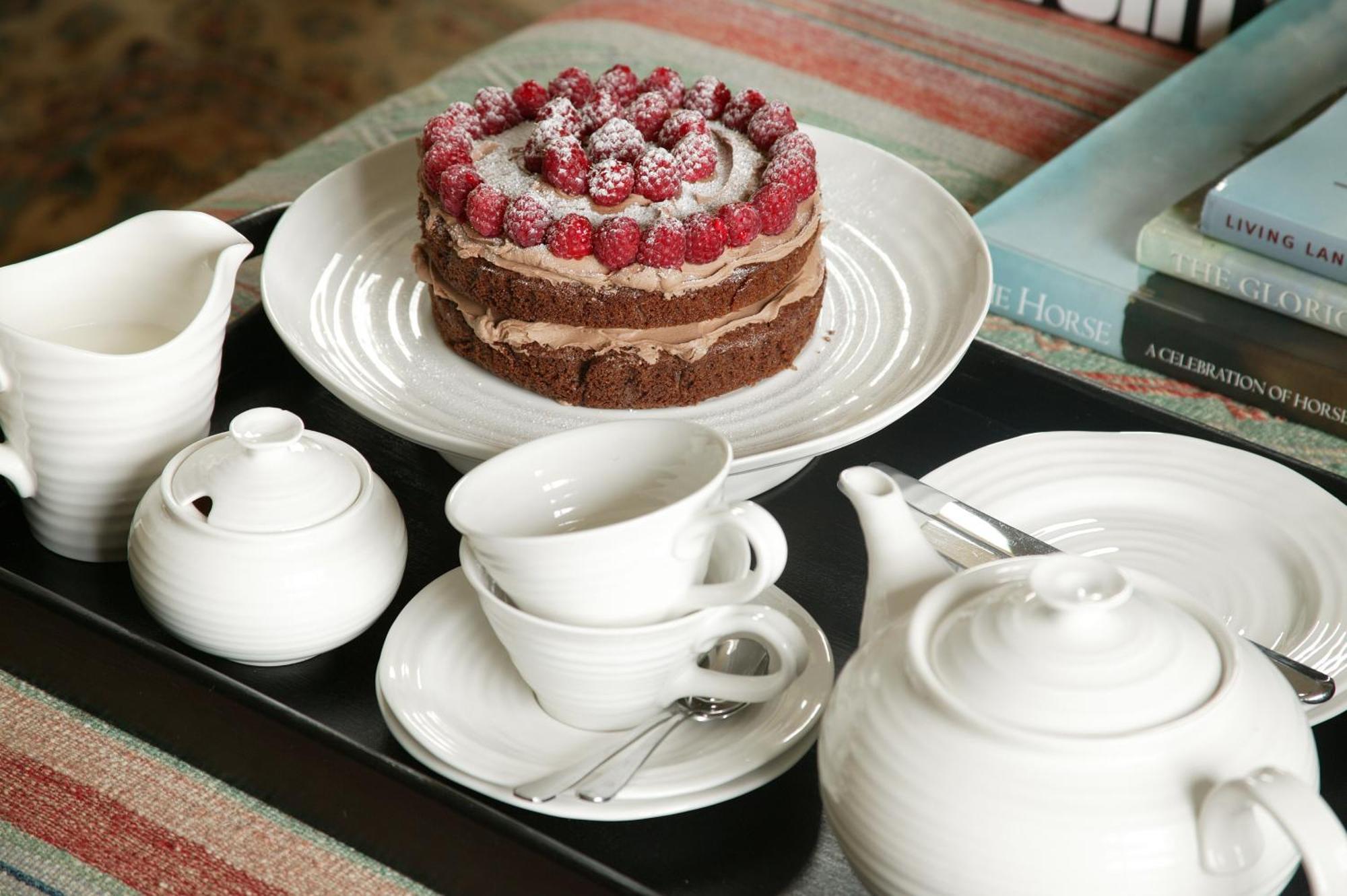 Overtown Manor Bed And Breakfast Суиндън Екстериор снимка